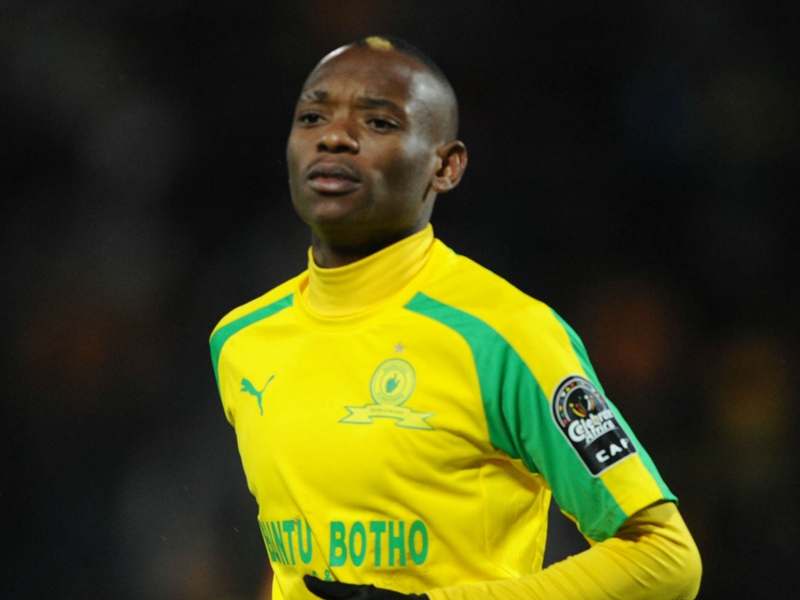 Kaizer Chiefs would engage Sundowns if there was a need to sign Khama Billiat - Bobby Motaung