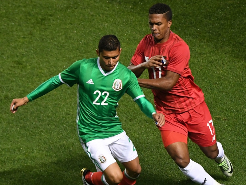 Pineda, Duenas lead inexperienced Mexico Gold Cup squad