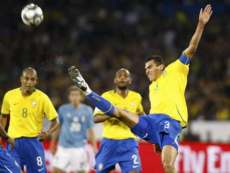 2009 FIFA Confederations Cup: Lucio Italy-Brazil (PA)