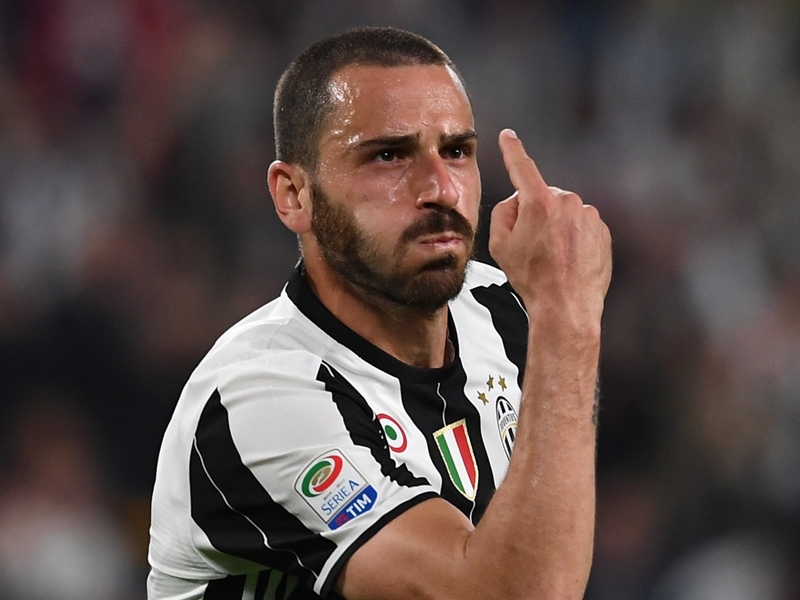 AC Milan bid for Juventus centre-back Bonucci