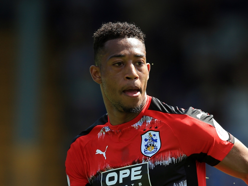 Huddersfield Town hand new deals to trio
