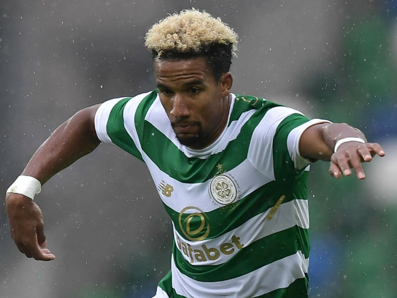 Celtic 4 Linfield 0 (6-0 agg): Plain sailing as Sinclair scores twice
