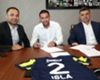 Ya es oficial: Mauricio Isla firmó su contrato con Fenerbahce