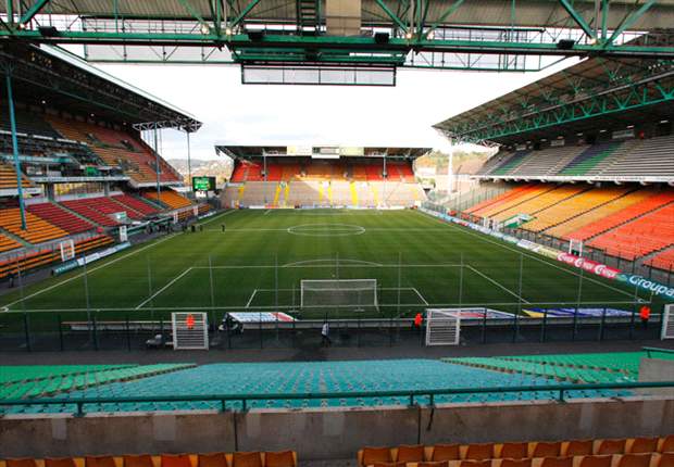 Ligue 1 - Banderole stéphanoise à Tola Vologe