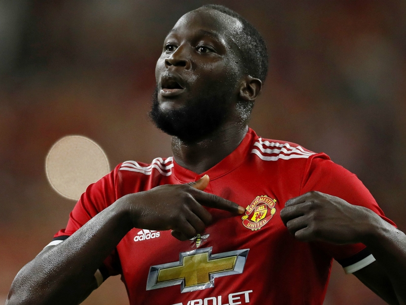 Lukaku branded a 'pure No.9' as Man Utd legend Van Nistelrooy sees similarities with himself