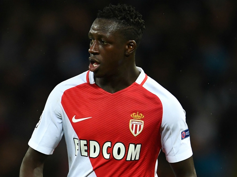 Leaving on a jet plane - Mendy flies off to LA as Man City move nears