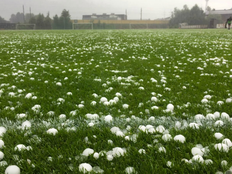 VIDEO: Insane hailstorm leads to friendly cancellation