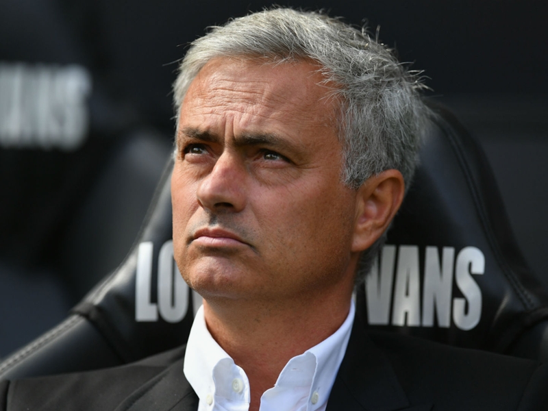 Mourinho insists United will not get carried away after dream start