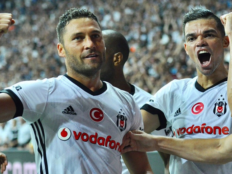 Mercato - Saint-Étienne : la concurrence grandit pour Dusko Tosic