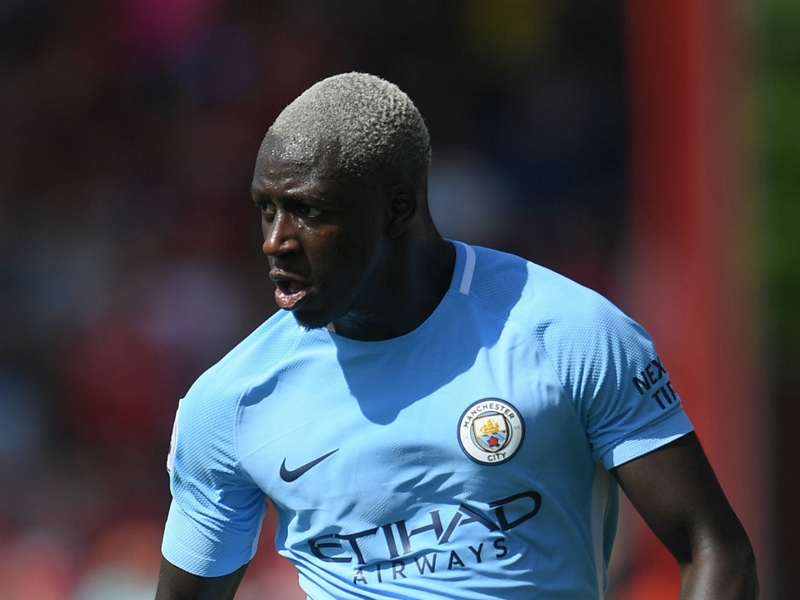 Mendy urges fan to sell his FIFA 18 card