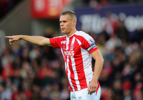Pulis wants Shawcross for Wales