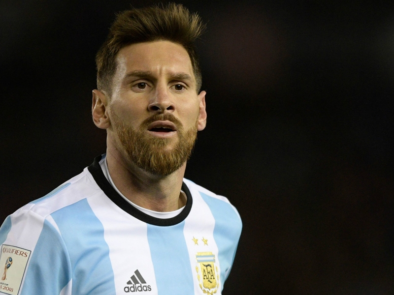 'World Cup is a revolver to Messi's head' - Sampaoli claims Argentina star damaged by pressure