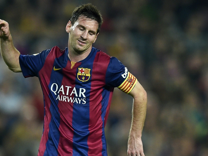 Messi wants to stay at Barca, says father