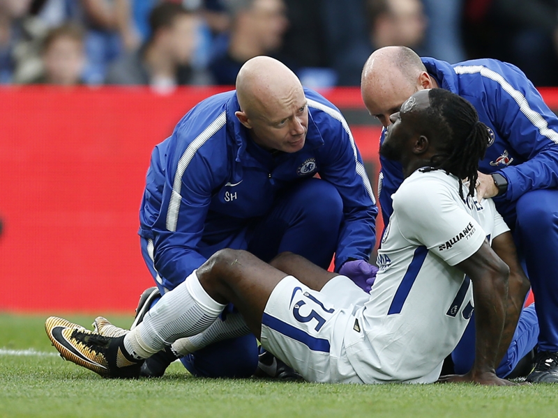 Chelsea's Conte calls for patience on Moses' injury