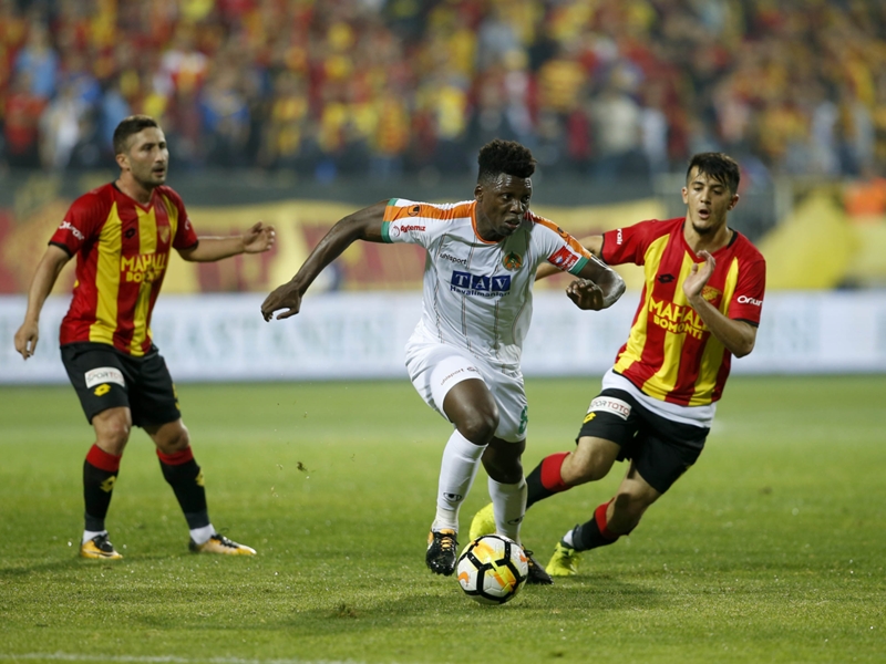 Goztepe sign Lamine Gassama from Alanyaspor
