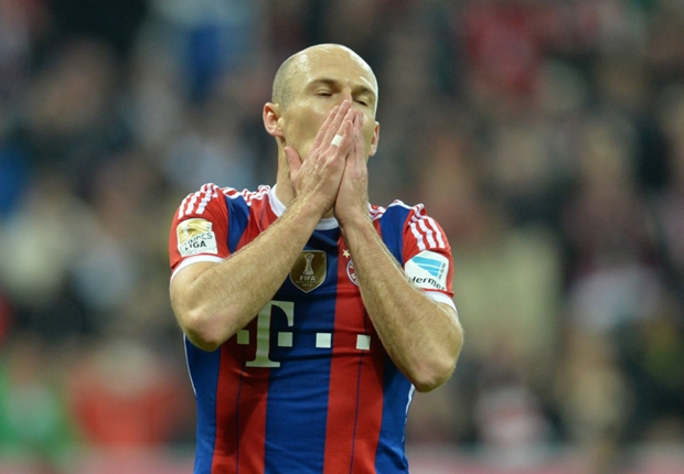 Robben: Ronaldo and Messi are monsters