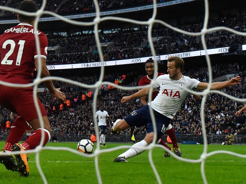 Maradona warns Kane that goalkeepers are watching
