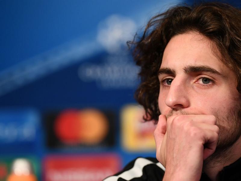 Équipe de France : Didier Deschamps explique l'absence d'Adrien Rabiot