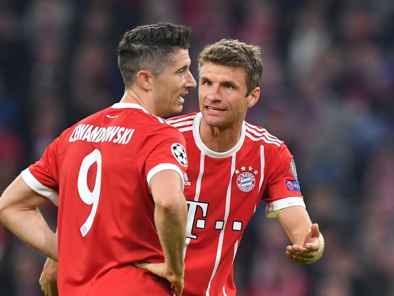 Heynckes searching for solutions without Lewandowski and Muller