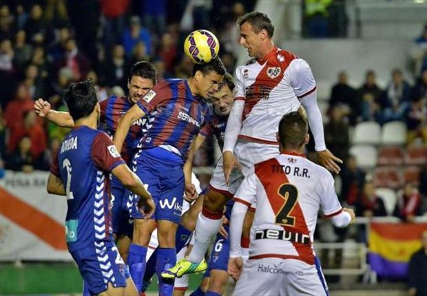 Vallecas vivió un partido de locos entre el Rayo y Eibar
