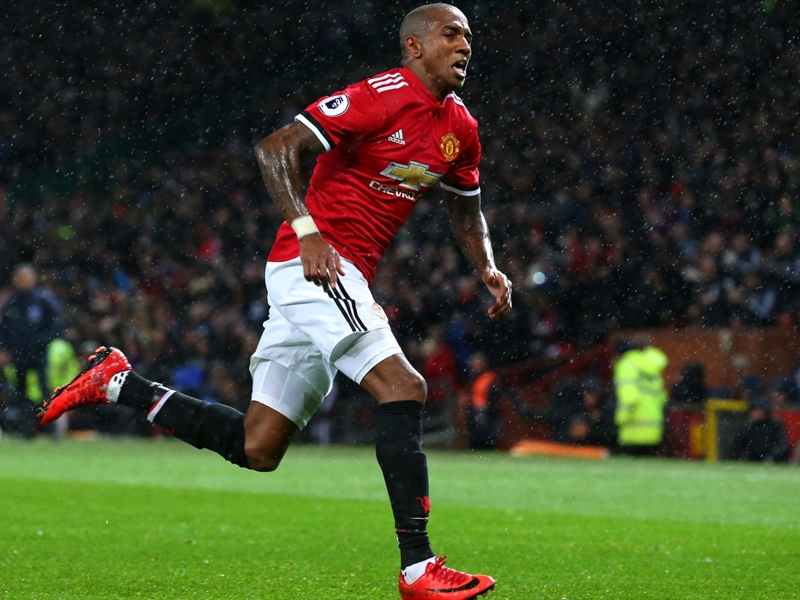 Young expects tough test for Man Utd at Watford