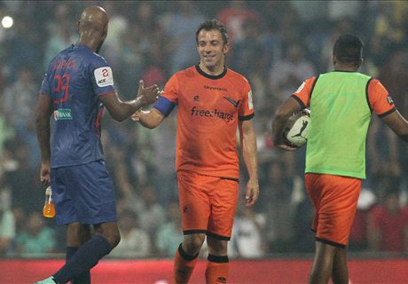 India, Del Piero ko sotto i colpi di Anelka