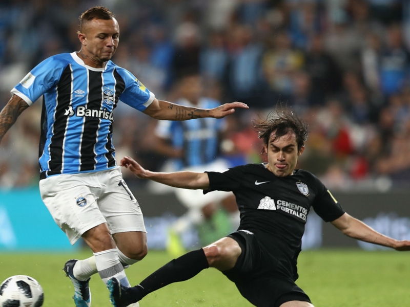 Gremio 1 Pachuca 0 (after extra time): Everton stunner sends Brazilians into final