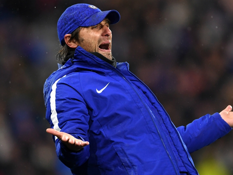 'Bull****' to suggest Chelsea can catch Man City - Conte