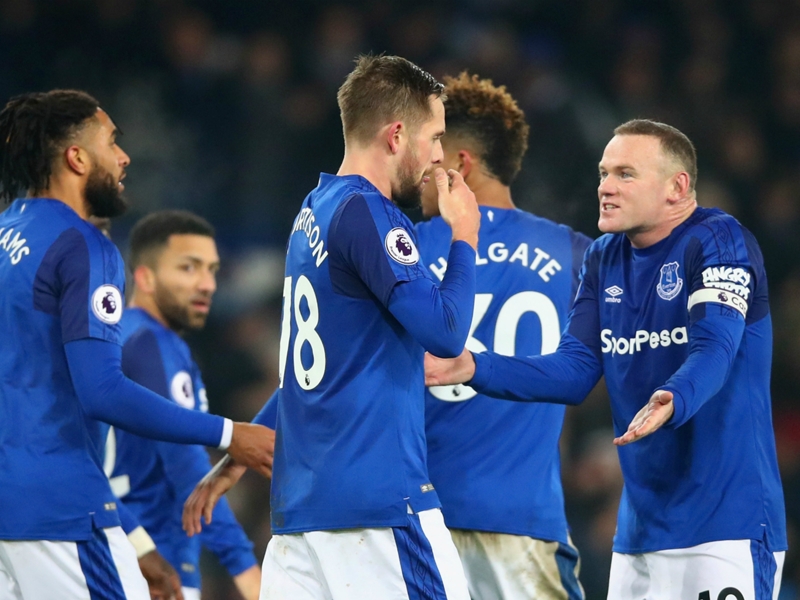 Everton 3 Swansea City 1: Sigurdsson strike helps to sink former club