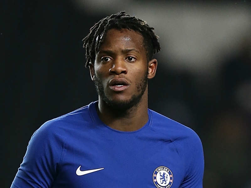 Chelsea stall on Batshuayi loan as they attempt permanent Carroll deal