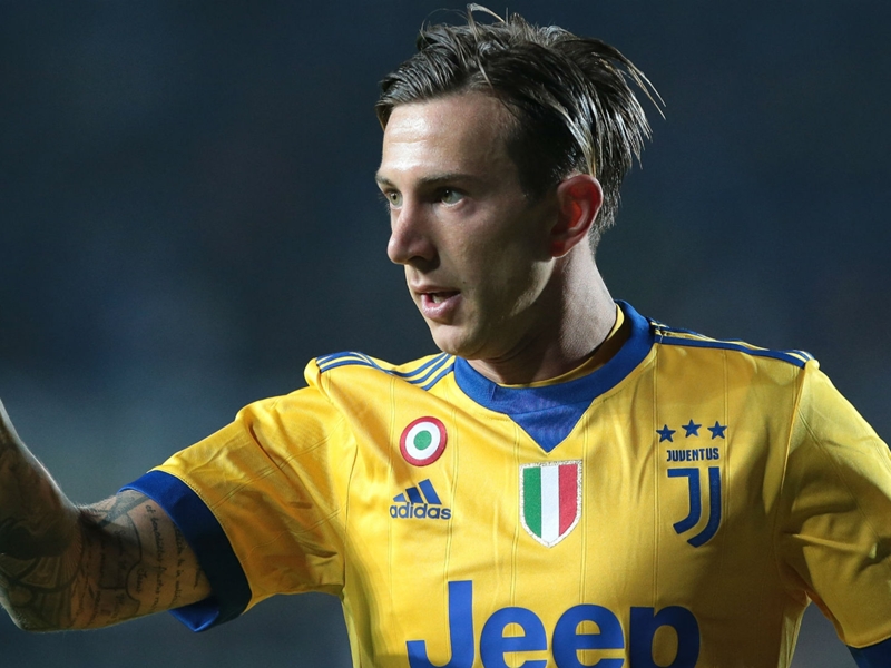 Cagliari 0 Juventus 1: Bernardeschi rescues visitors after Dybala injury