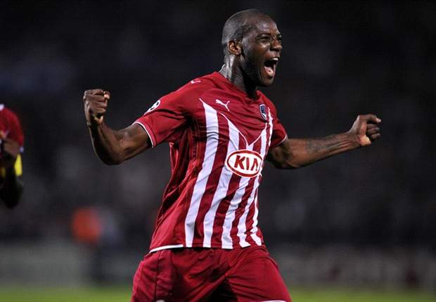 Transferts - Ciani a son modèle
