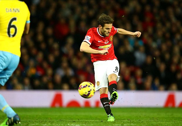 Manchester United 1-0 Crystal Palace: Un gol de Juan Mata salva a los 'diablos rojos' de otro chasco