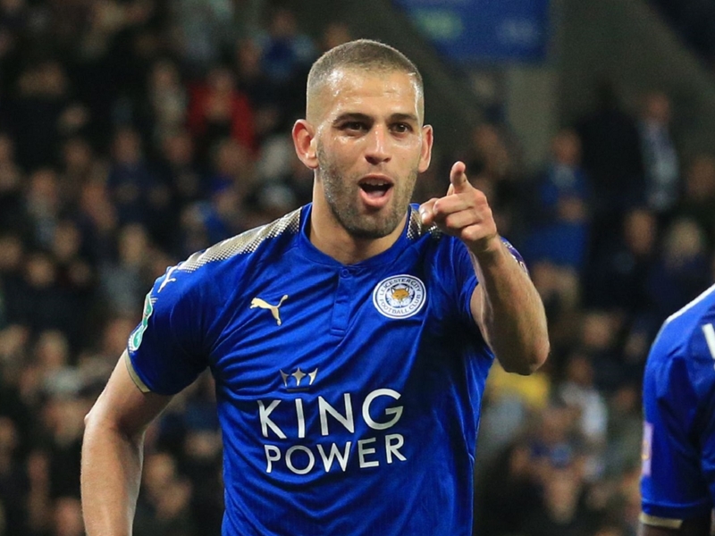 Officiel - Islam Slimani est prêté par Leicester à Fenerbahçe pour une saison