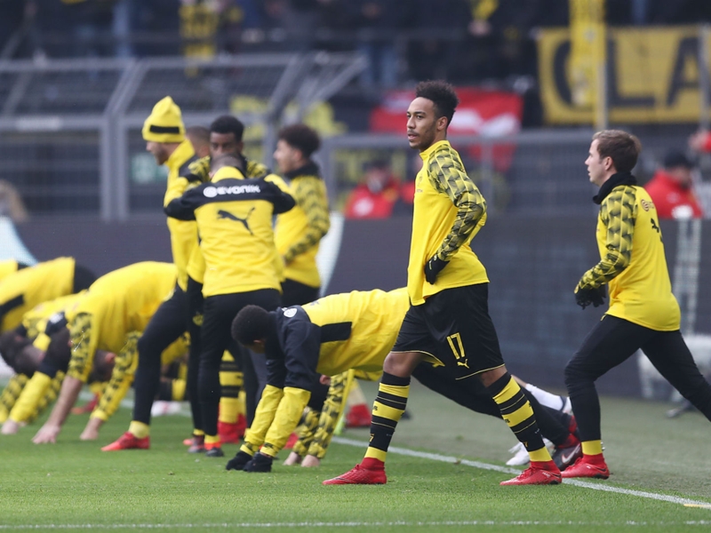 Borussia Dortmund 2 Freiburg 2: Aubameyang jeered as Toljan rescues a point