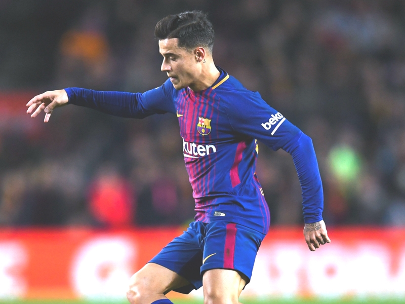 Luis Suarez defends subbed Coutinho after first La Liga start