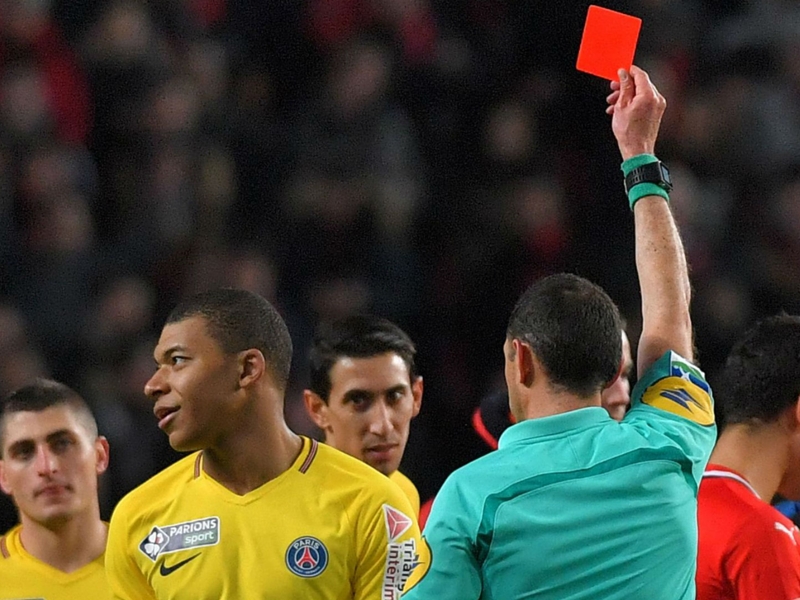 Mbappe banned after Rennes red card
