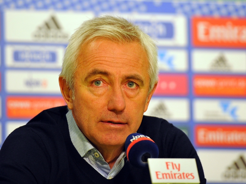 Van Marwijk: I will coach Socceroos at World Cup 'my way'