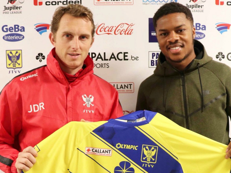 Chuba Akpom joins Sint-Truiden on loan from Arsenal