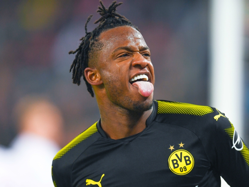 Batshuayi first Bundesliga striker to score debut brace since Aubameyang