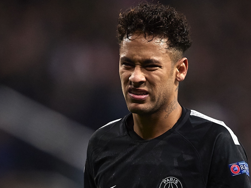 Neymar plays down Real Madrid rumours: 'I only think about my story here'