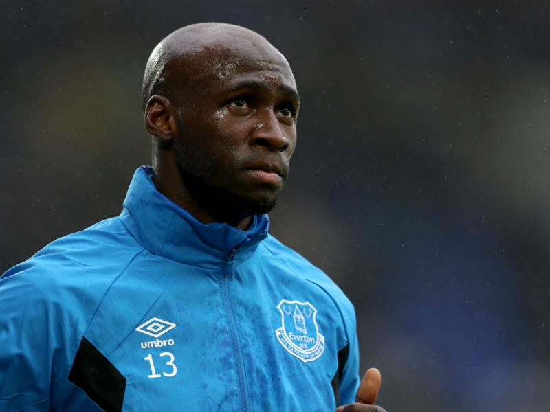Everton fear 'long-term' injury for Man City loanee Mangala
