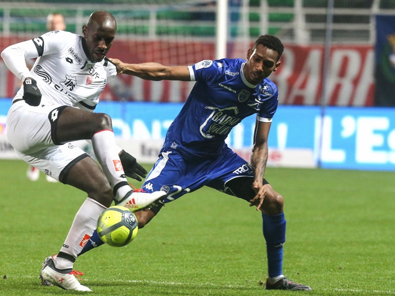Troyes-Dijon 0-0, l'ESTAC et le DFCO se quittent dos à dos
