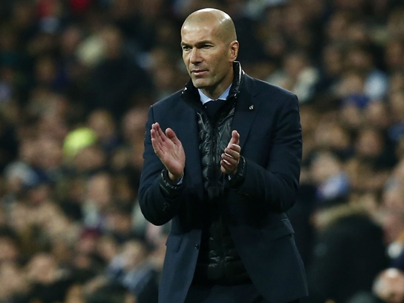 Figo demands time for under-pressure Real Madrid boss Zidane