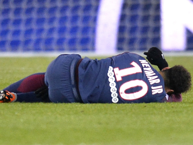 'We cannot wait' - Neymar Sr. believes PSG star should undergo surgery