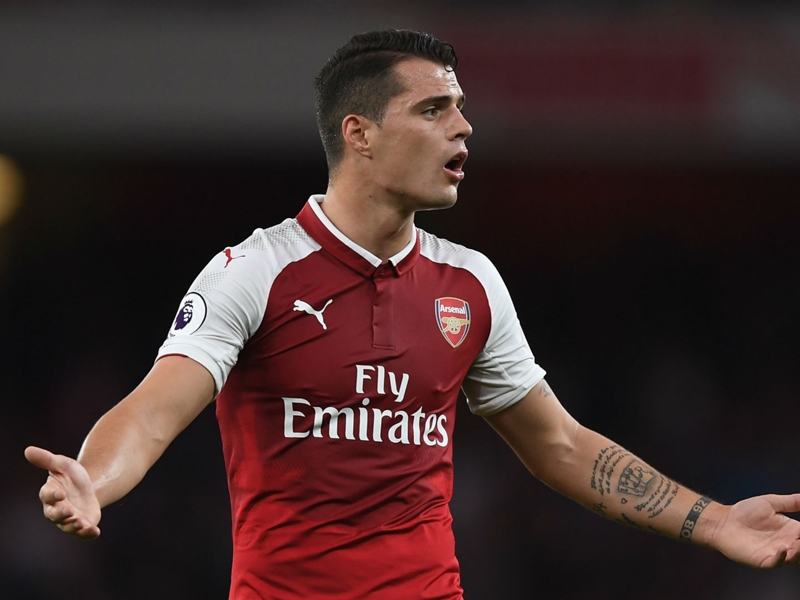 'Xhaka gives the ball away and isn't mobile' - Arsenal midfielder's place questioned by Parlour