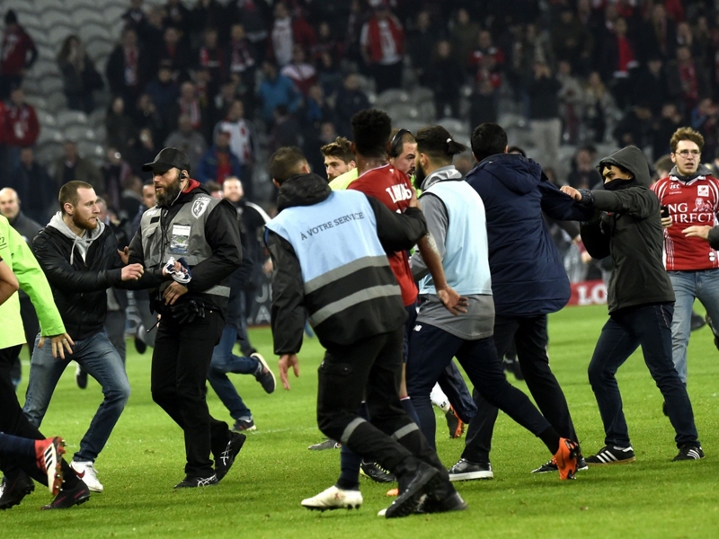 VIDEO: Lille fans attack players after Montpellier clash