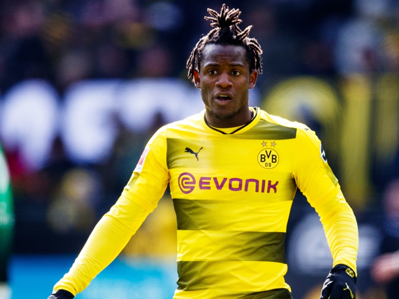 Blessé à la cheville, Batshuayi sera absent jusqu'à la fin de la saison
