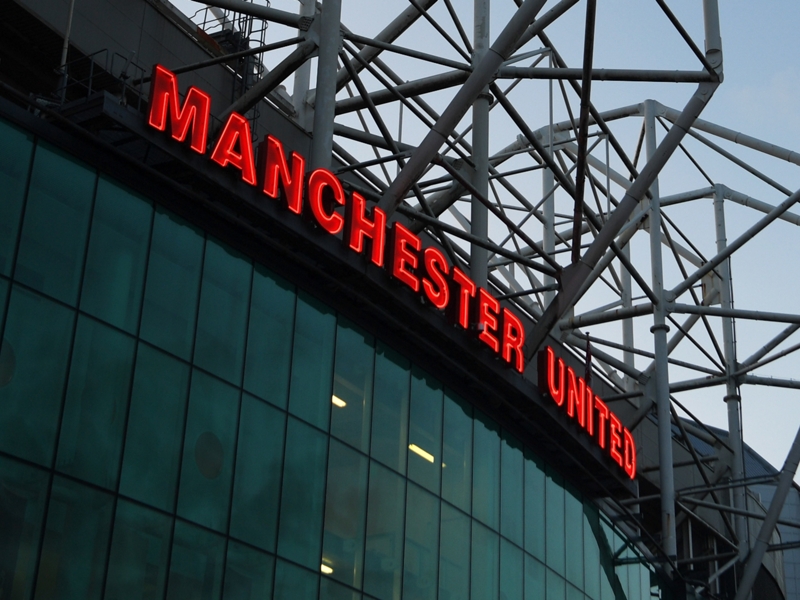 Man Utd submit application to establish women's team