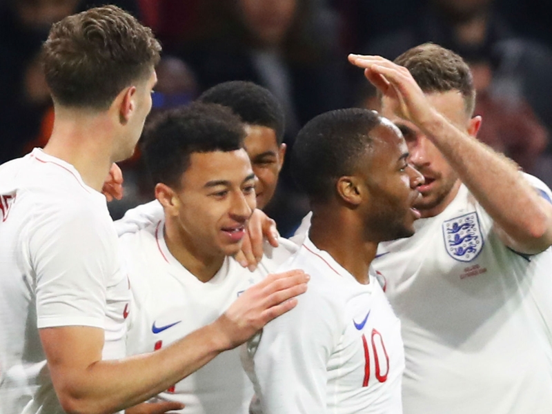 Netherlands 0 England 1: Lingard strikes to ruin Koeman's debut